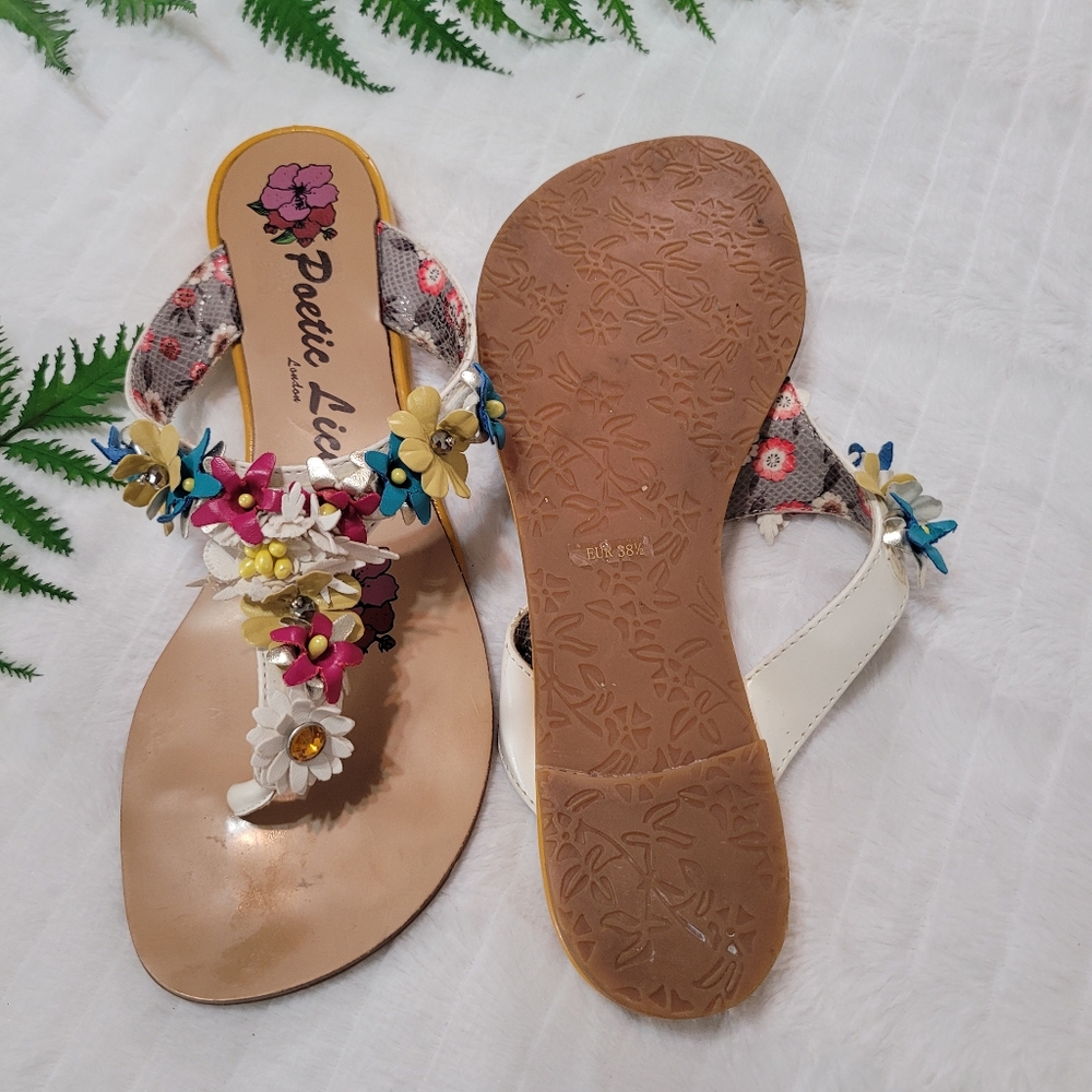 Sandals - Picture 3 of 5